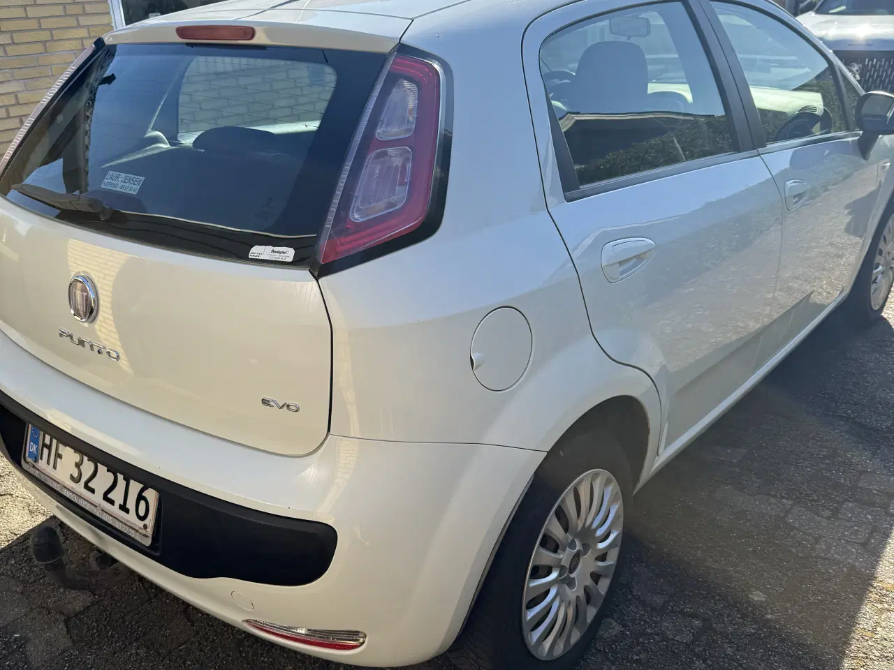 Billede 3 - Fiat Punto EVO hvid  NYSYNET 