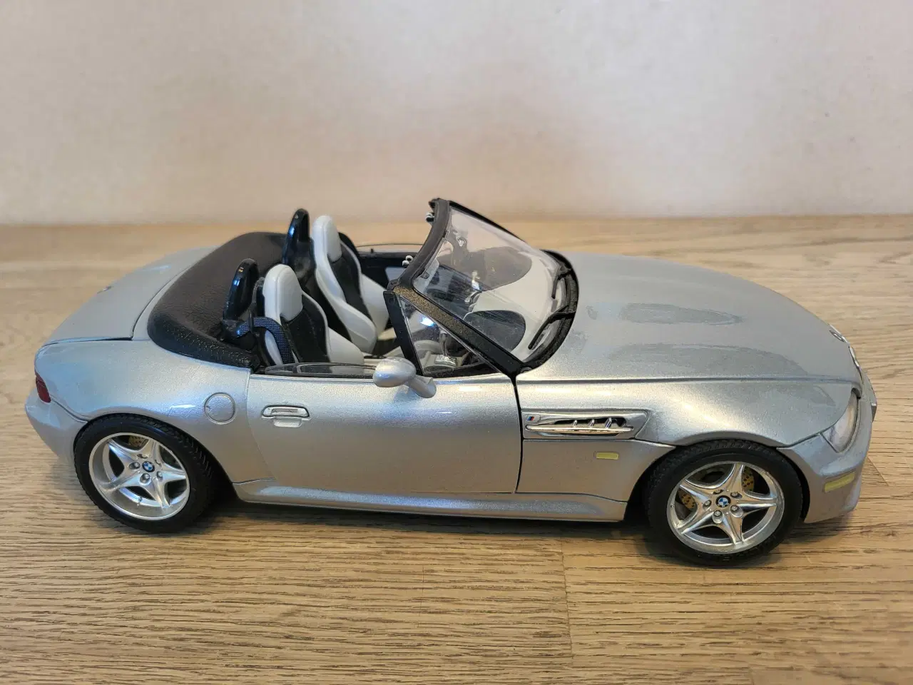 Billede 1 - Modelbil, BMW M Roadster 1996, skala 1/18