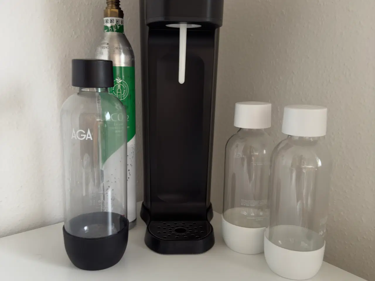 Billede 1 - ADA sodastream maskine med 3 flasker og kulsyrepat