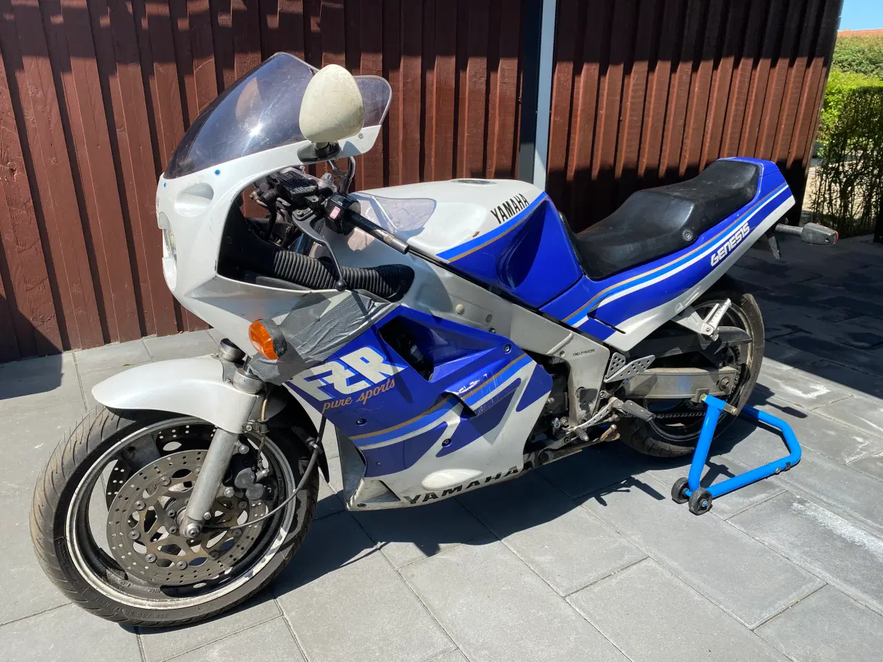 Billede 2 - Yamaha FZR 1000 stel med DK reg.atts