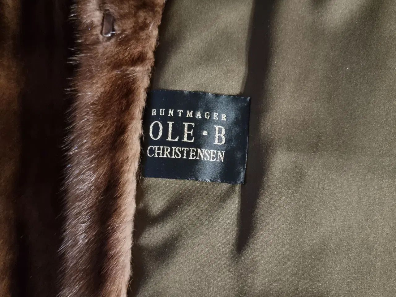 Billede 4 - Flot minkpels fra Ole B Christensen, str. 44.