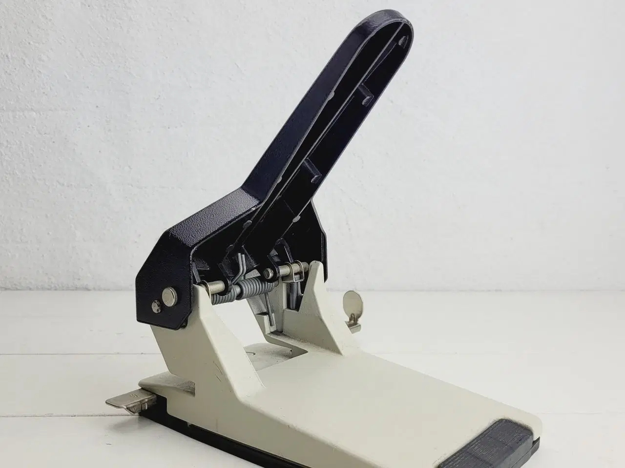 Billede 4 - ⭐️- Leitz hulmaskine Model 5180