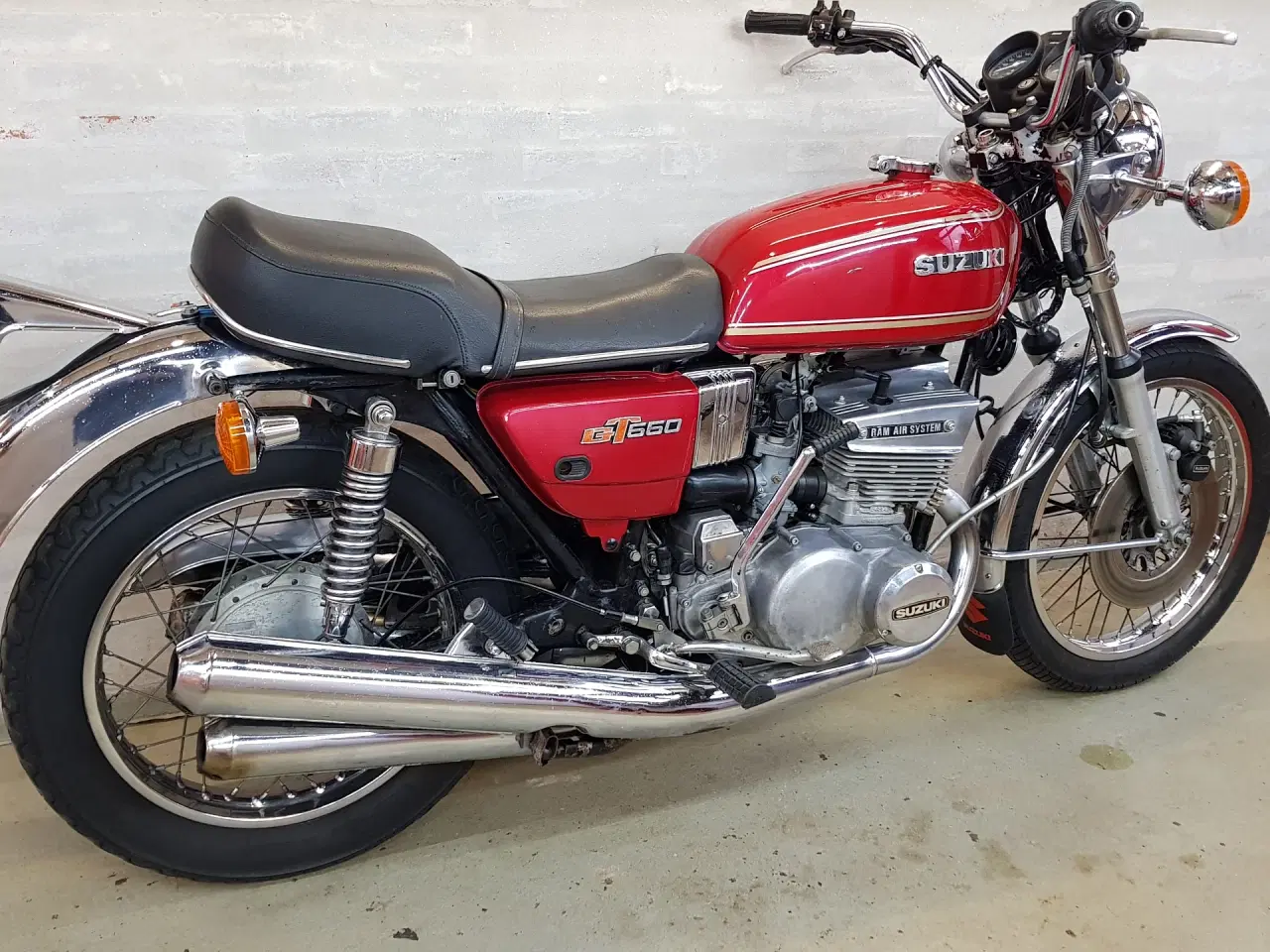 Billede 2 - Suzuki GT 550 3 Cyl 2 takt