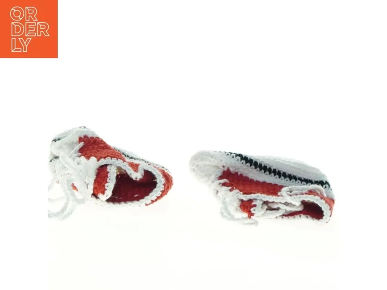 Billede 1 - Hæklede babyfutter (str. Udvendig sål 9 cm)