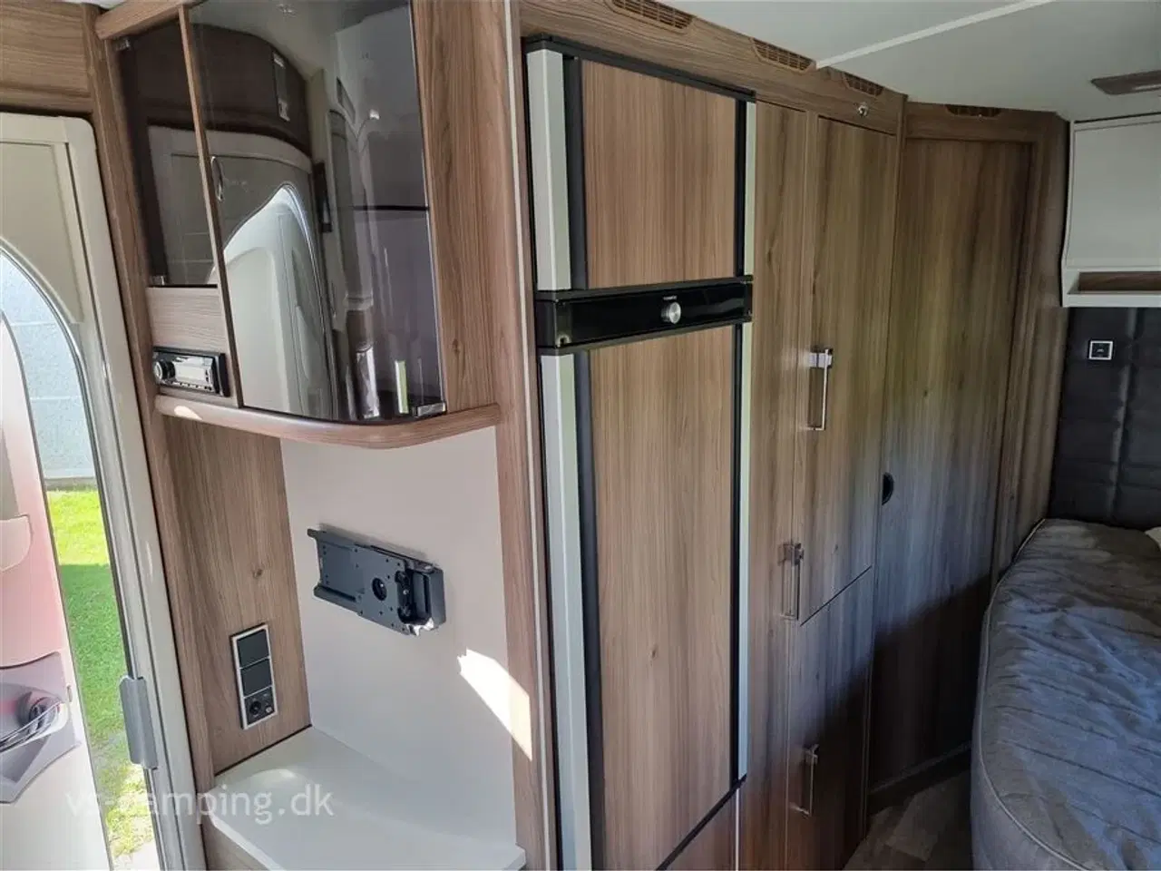 Billede 6 - 2024 - Kabe Briljant 470 XL   ARRTAKTIV VINTERVOGN - STÅR NÆSTEN SOM NY