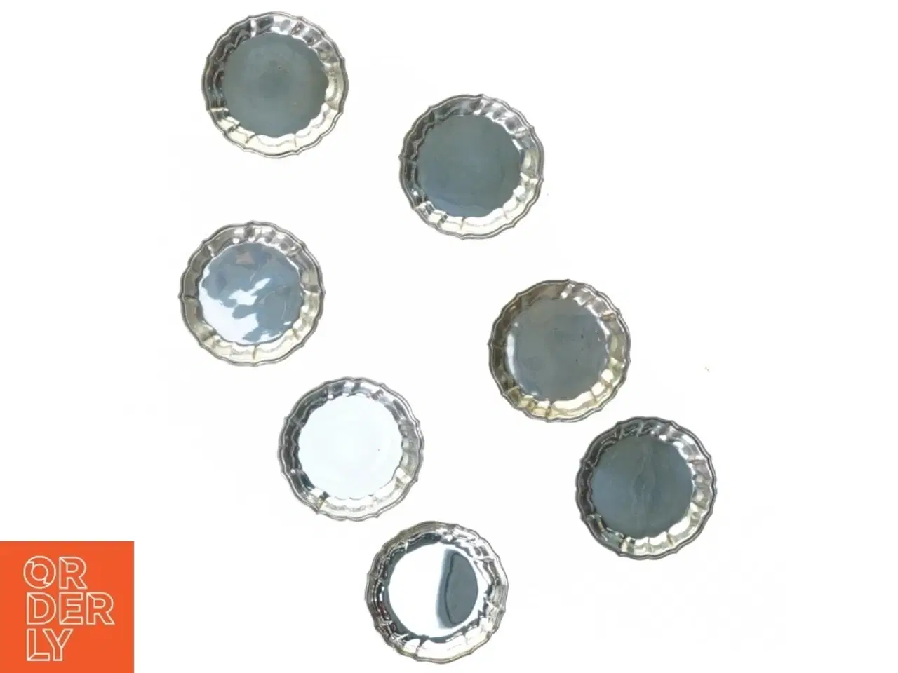 Billede 1 - Små metal tallerkener fra Fda (str. 8 cm)