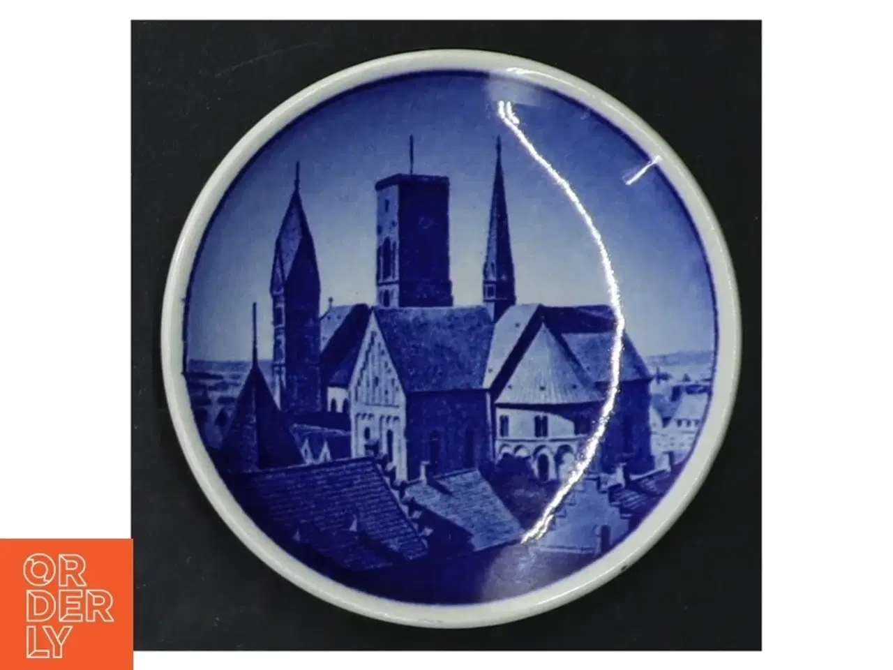 Billede 5 - Blå og hvid porcelænsvægplatter (str. Ø 8 cm. 6 styk)