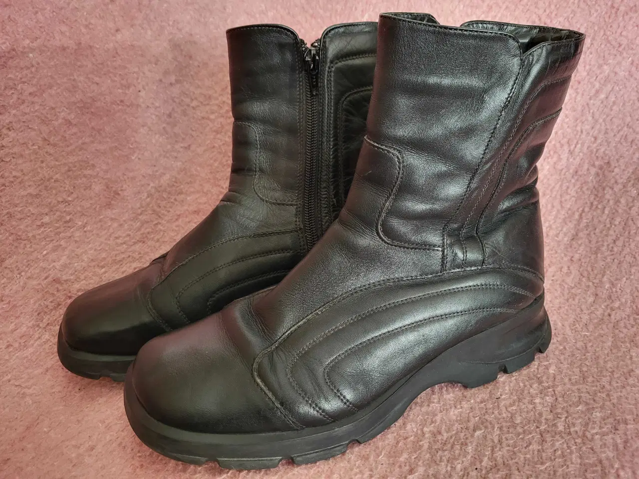 Billede 1 - Funky læder ankelstøvler, næsten som nye