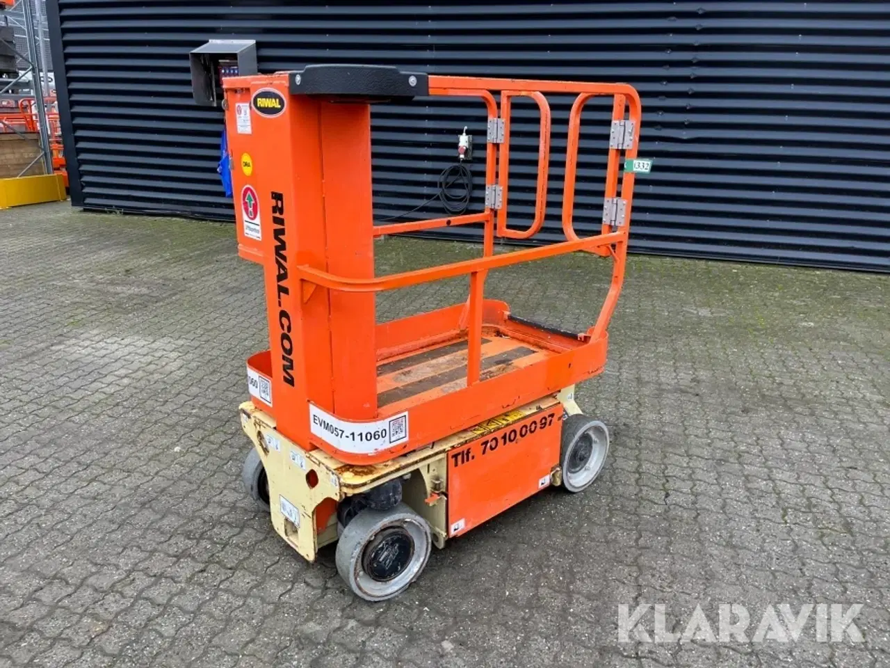 Billede 1 - Søjlelift JLG 1230ES