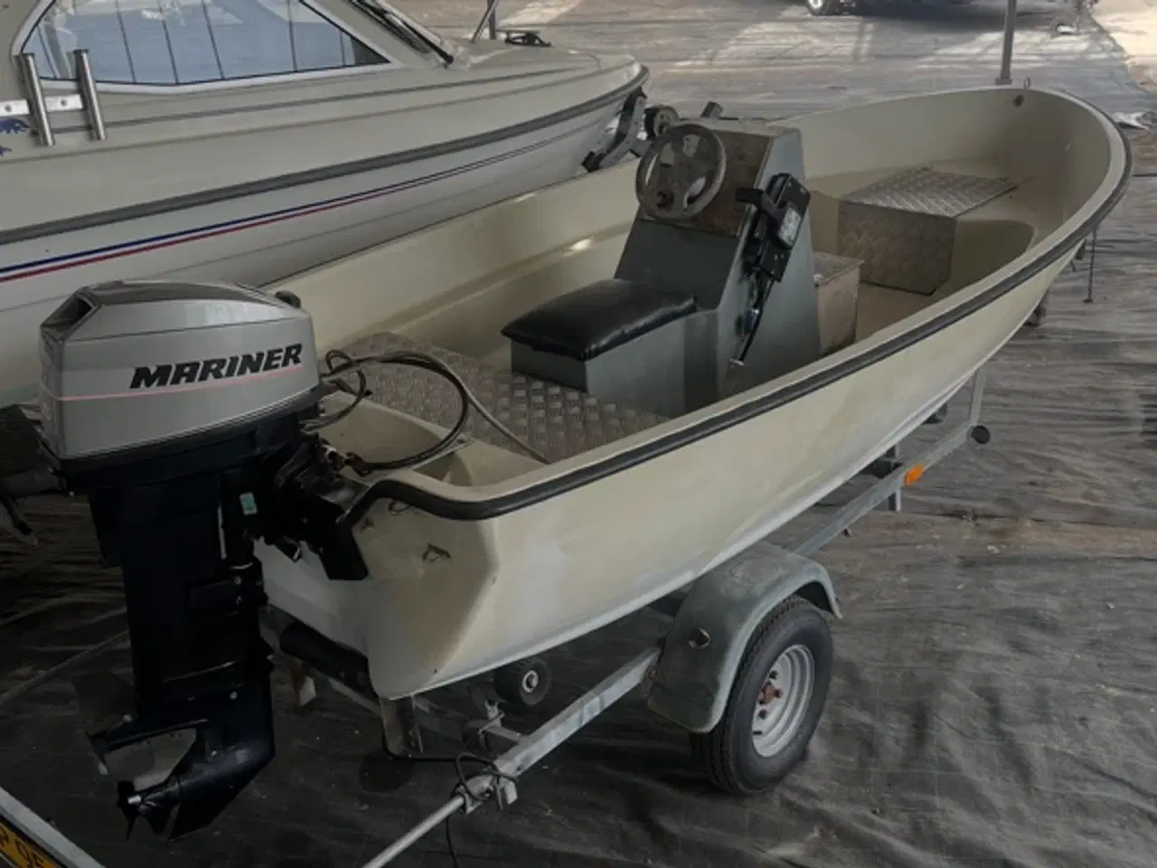 Billede 6 - Styrepultbåd 25 hk med bådtrailer