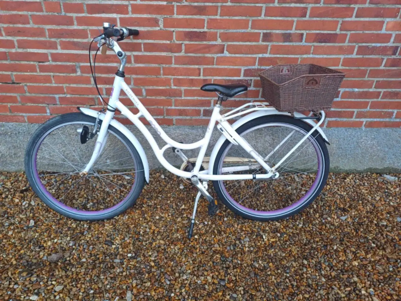 Billede 2 - Pigecykelmed 7 gear