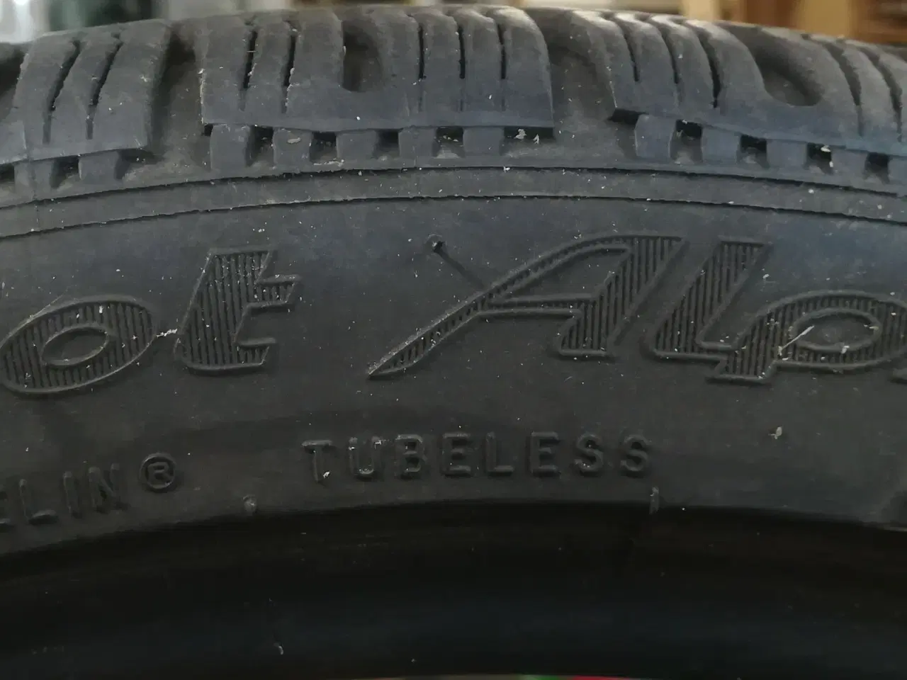 Billede 2 - Vinterdæk - 2 stk. 255/35R20 Michelin Alpin