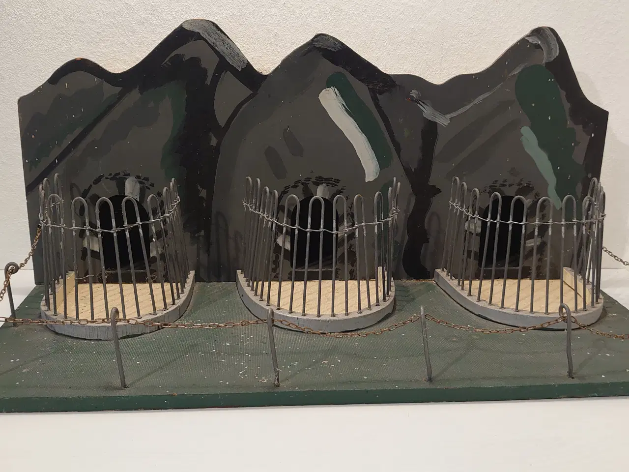 Billede 1 - Fængselslegetøj:Sjælden dyregrotte. 1958,Flagmærke