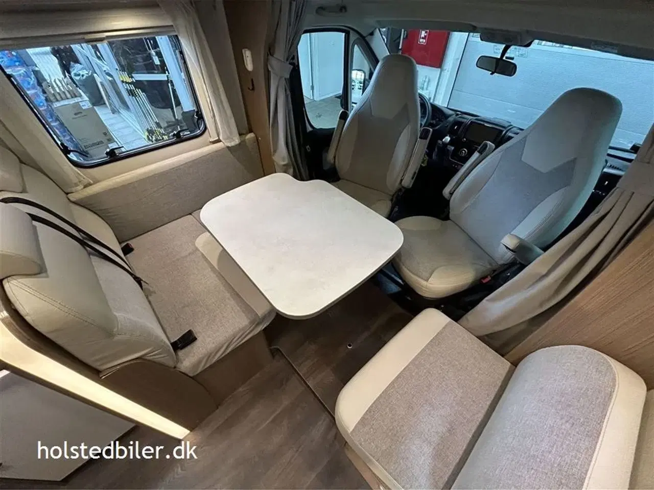 Billede 9 - 2019 - Carado T 447 Emotion   Automatgear - 2 senge og hæve/sænkeseng.