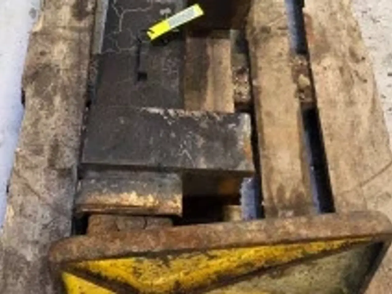 Billede 4 - New Holland LB110 Støtteben 85818850