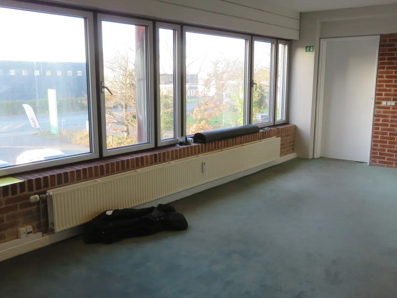 Billede 4 - Suveræn Beliggenhed – Kontor. Showroom. Klinik. Gaming mm.