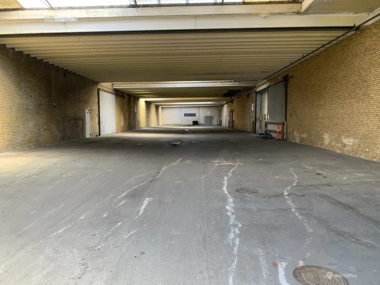 Billede 29 - Centralt beliggende højloftet lager i Køge tæt ved motorvejsafkørsel 32