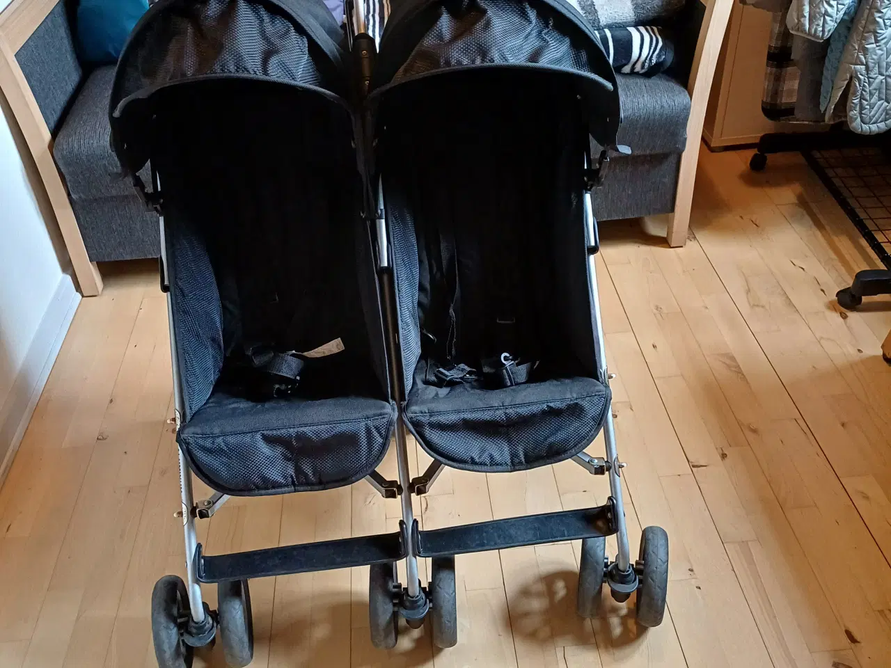 Billede 2 - Tvillingeklapvogn i god stand.