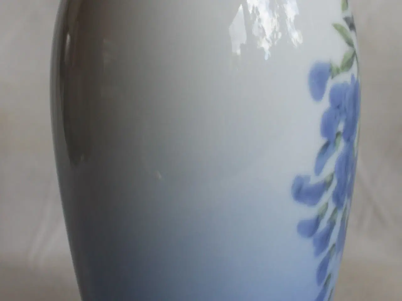Billede 5 - Vase med blåregn, Bing og Grøndahl