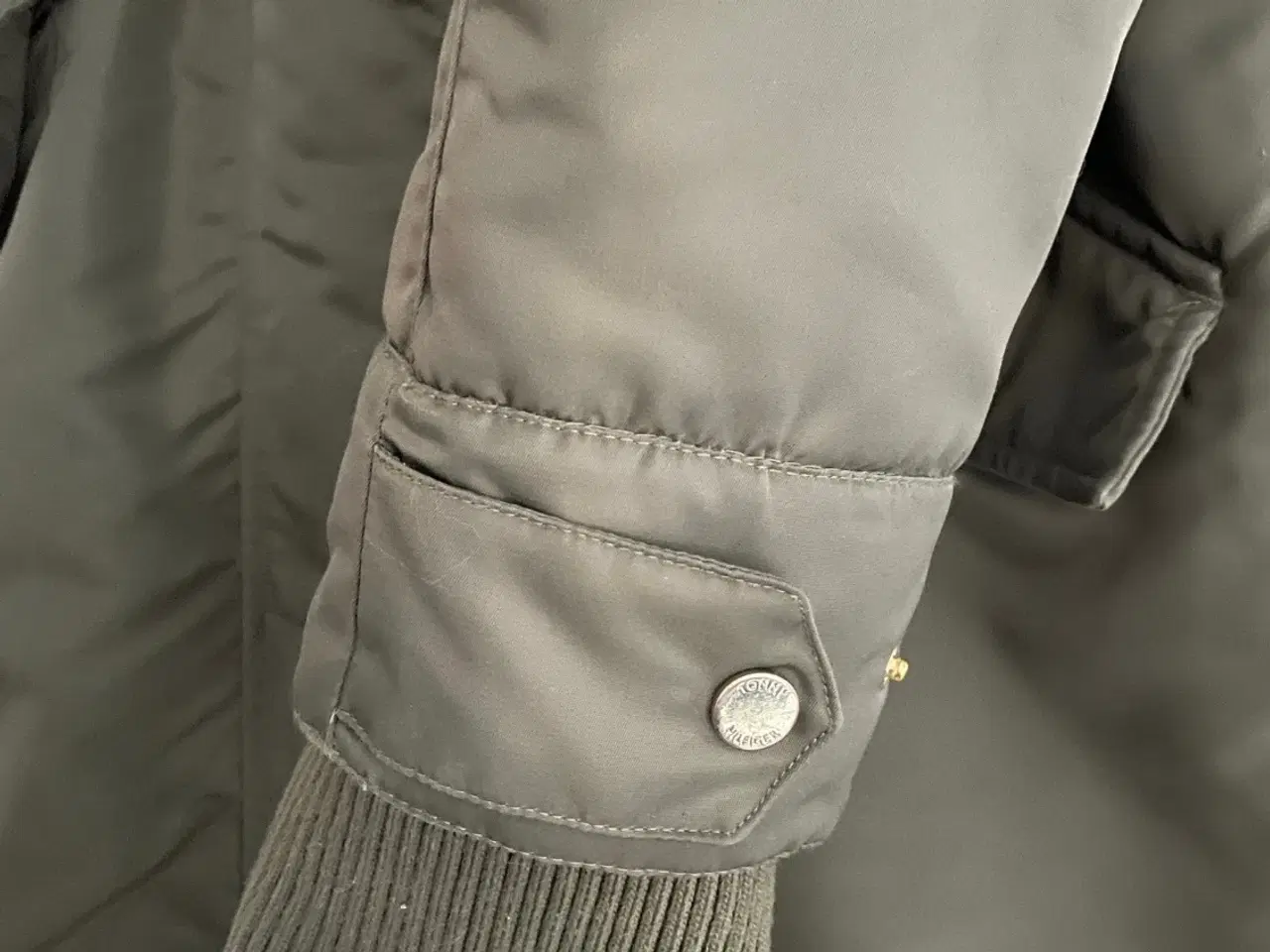 Billede 10 - Tommy Hilfiger X Gigi Hadid dunfrakke