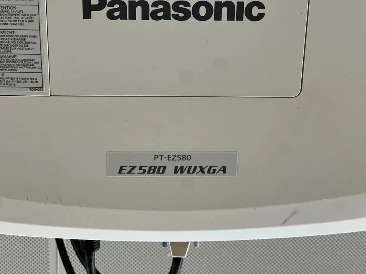 Billede 3 - Projektor PANASONIC PT-EZ580 m. GRANDVIEW el. lærred