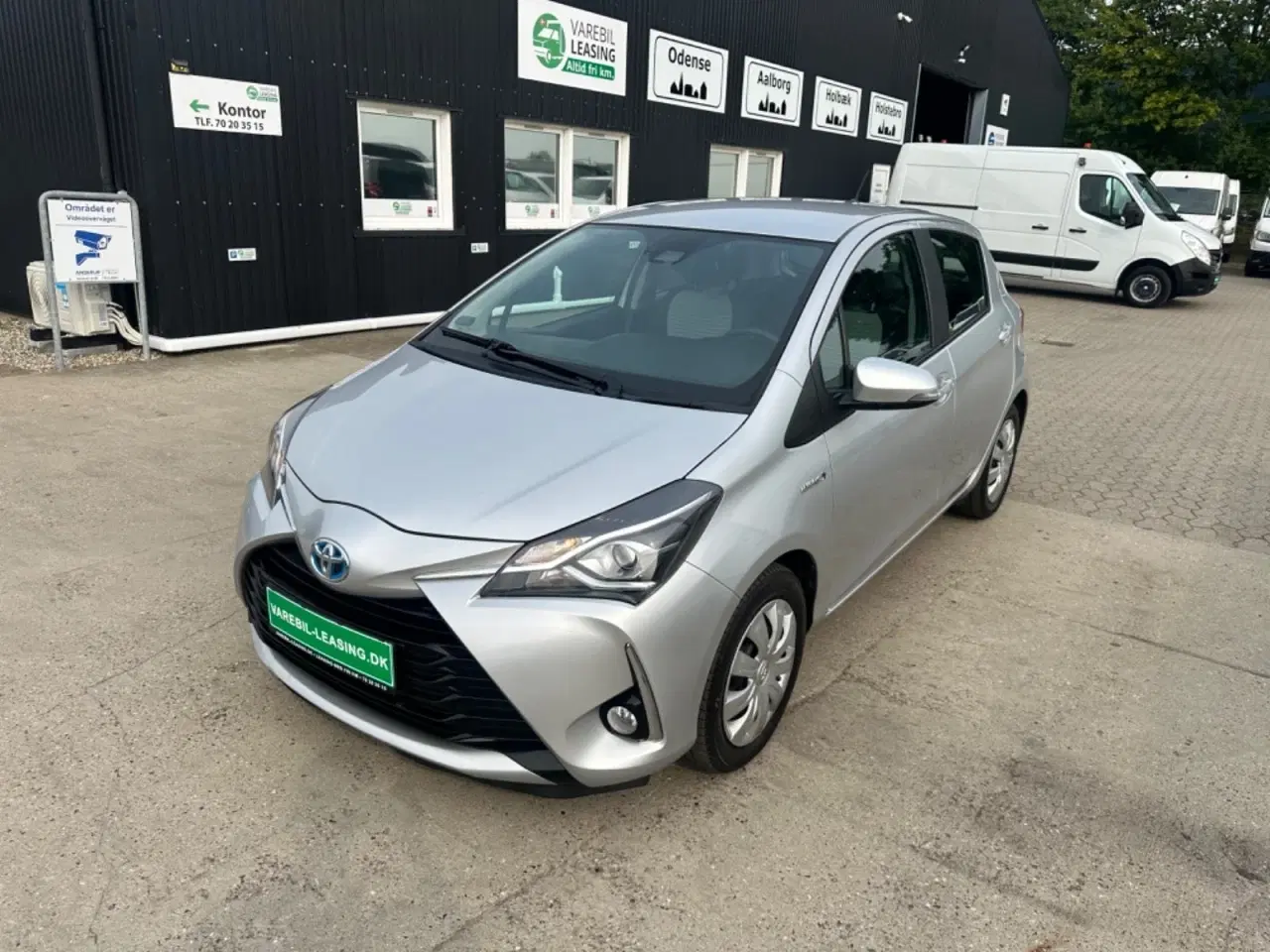 Billede 2 - Toyota Yaris 1,5 Hybrid H1 e-CVT Van