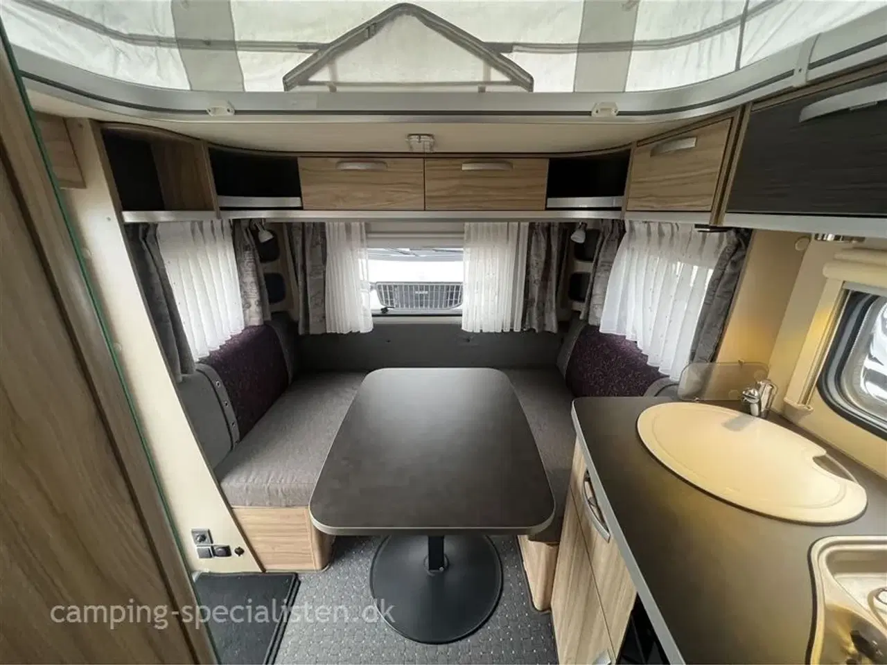 Billede 7 - 2018 - Hymer Feeling 470   2018 Hymer Feeling 470 m. hævetag - se den nu hos Camping-Specialisten.dk