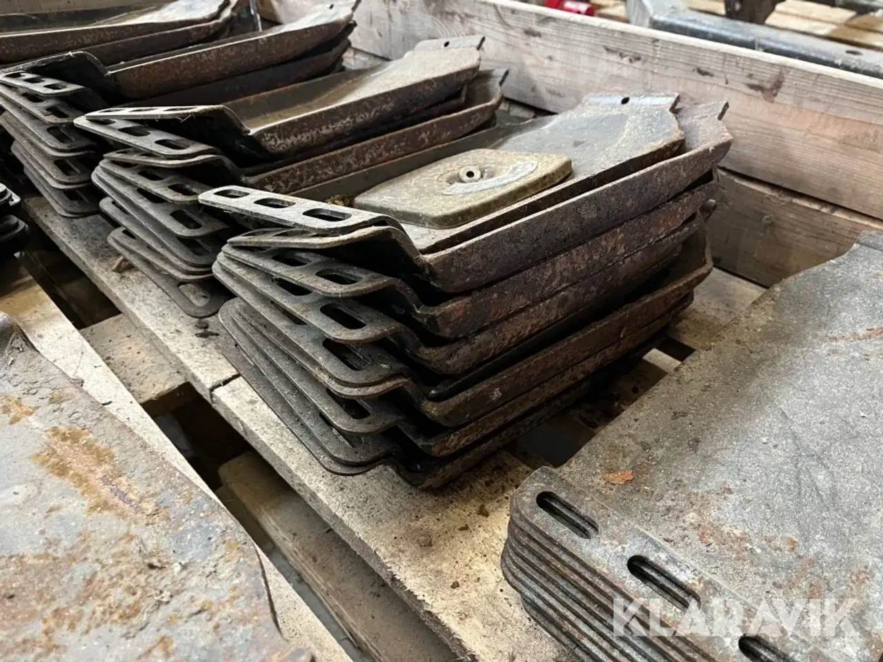 Billede 4 - Høje slæbesko til Claas Disco 9200