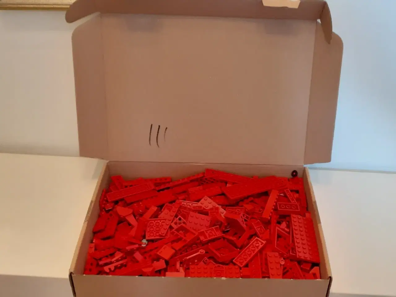 Billede 1 - LEGO 300 stk div. røde klodser (Fra 70´er & 80´er)
