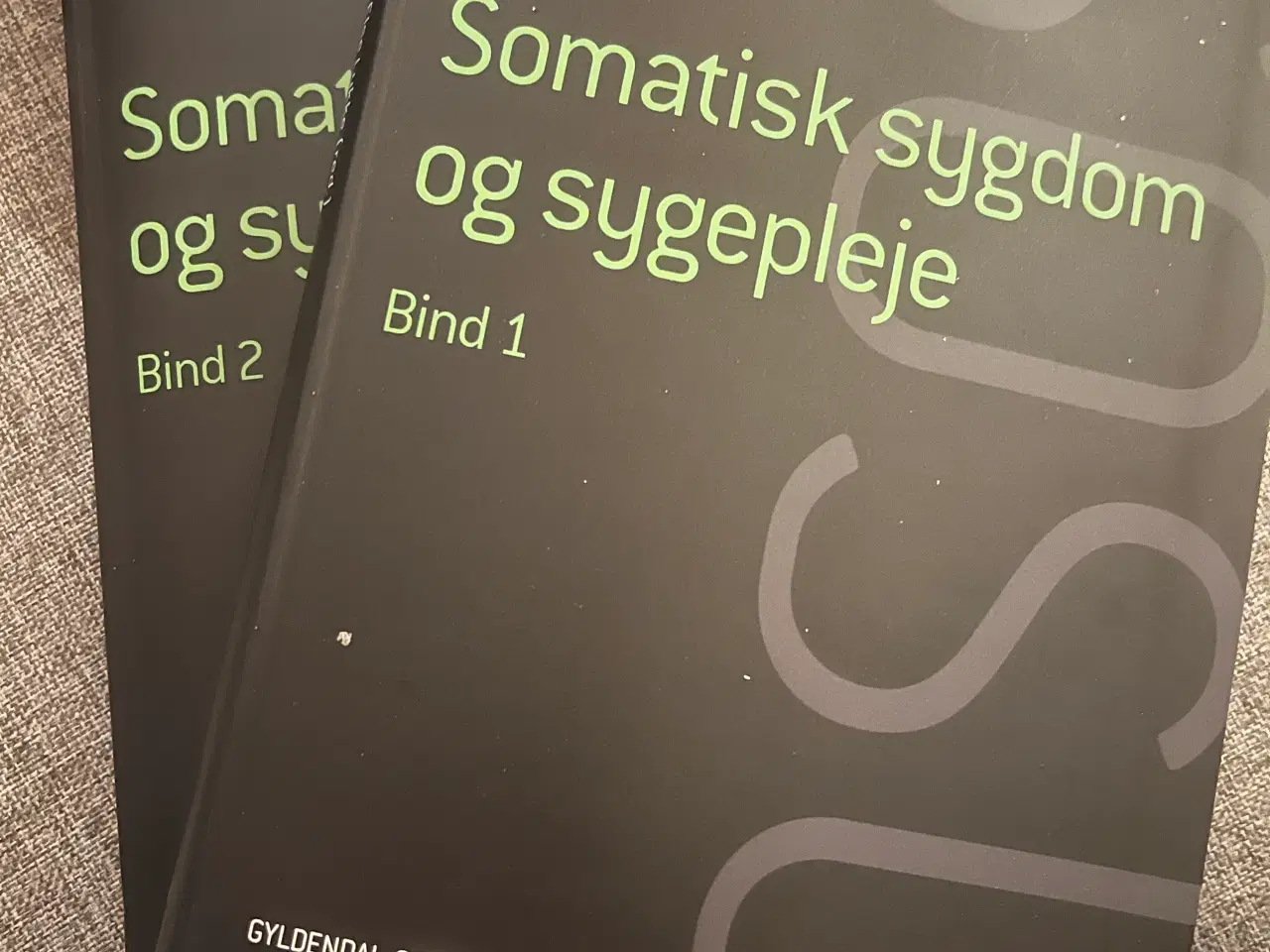 Billede 5 - Social- og sundhedsassistent bøger.