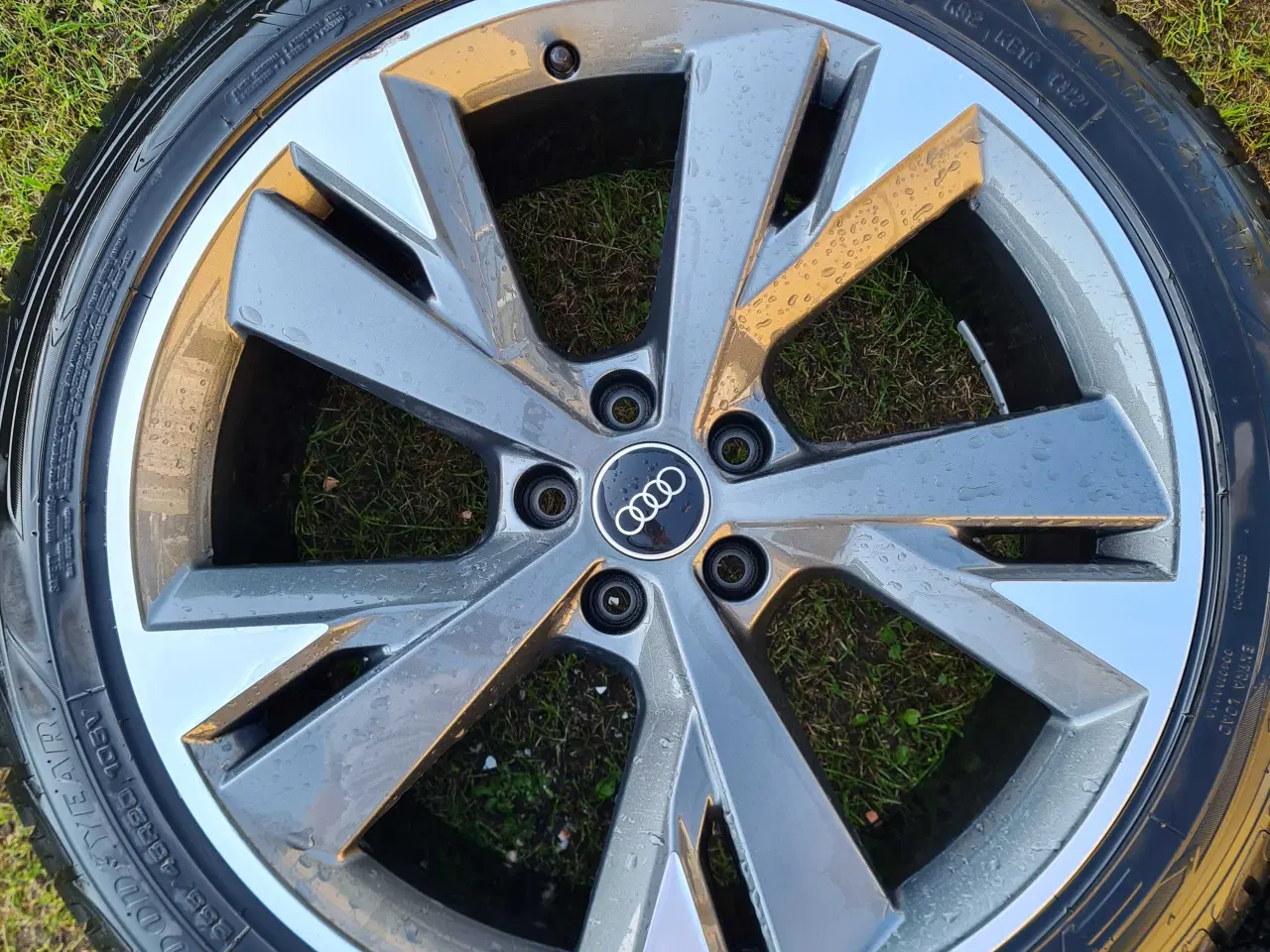 Billede 3 - Audi Q4 vinterdæk R20