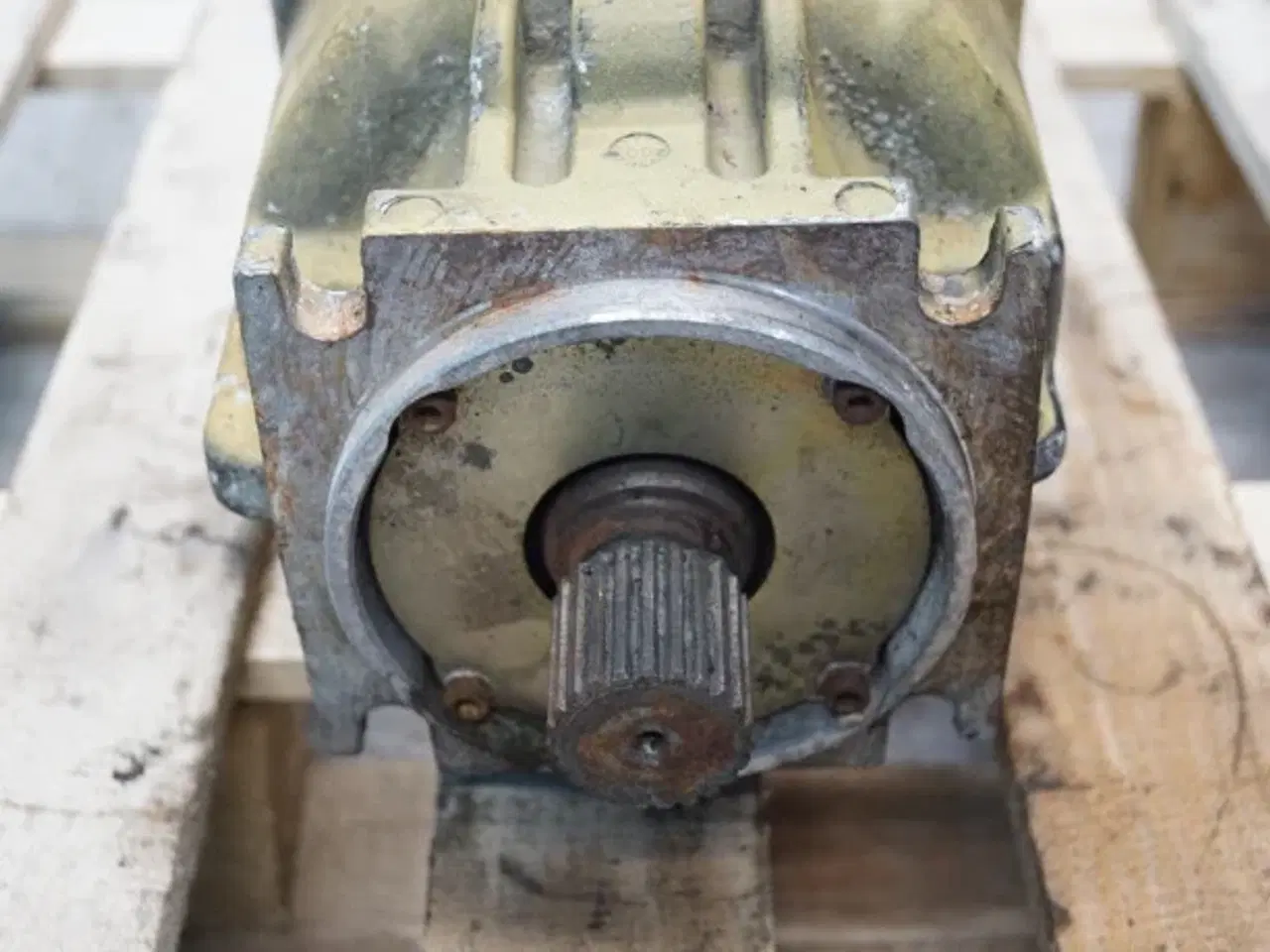 Billede 15 - New Holland TX68 Hydrostatmotor 89508952