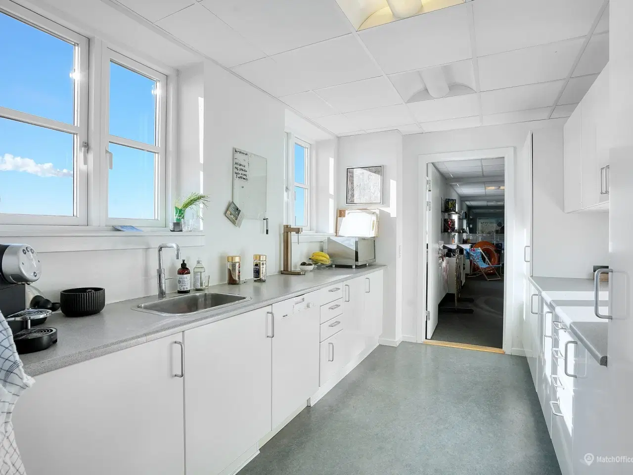 Billede 13 - Flotte kontorlokaler på 2. sal beliggende i gennemgribende istandsat erhvervspark