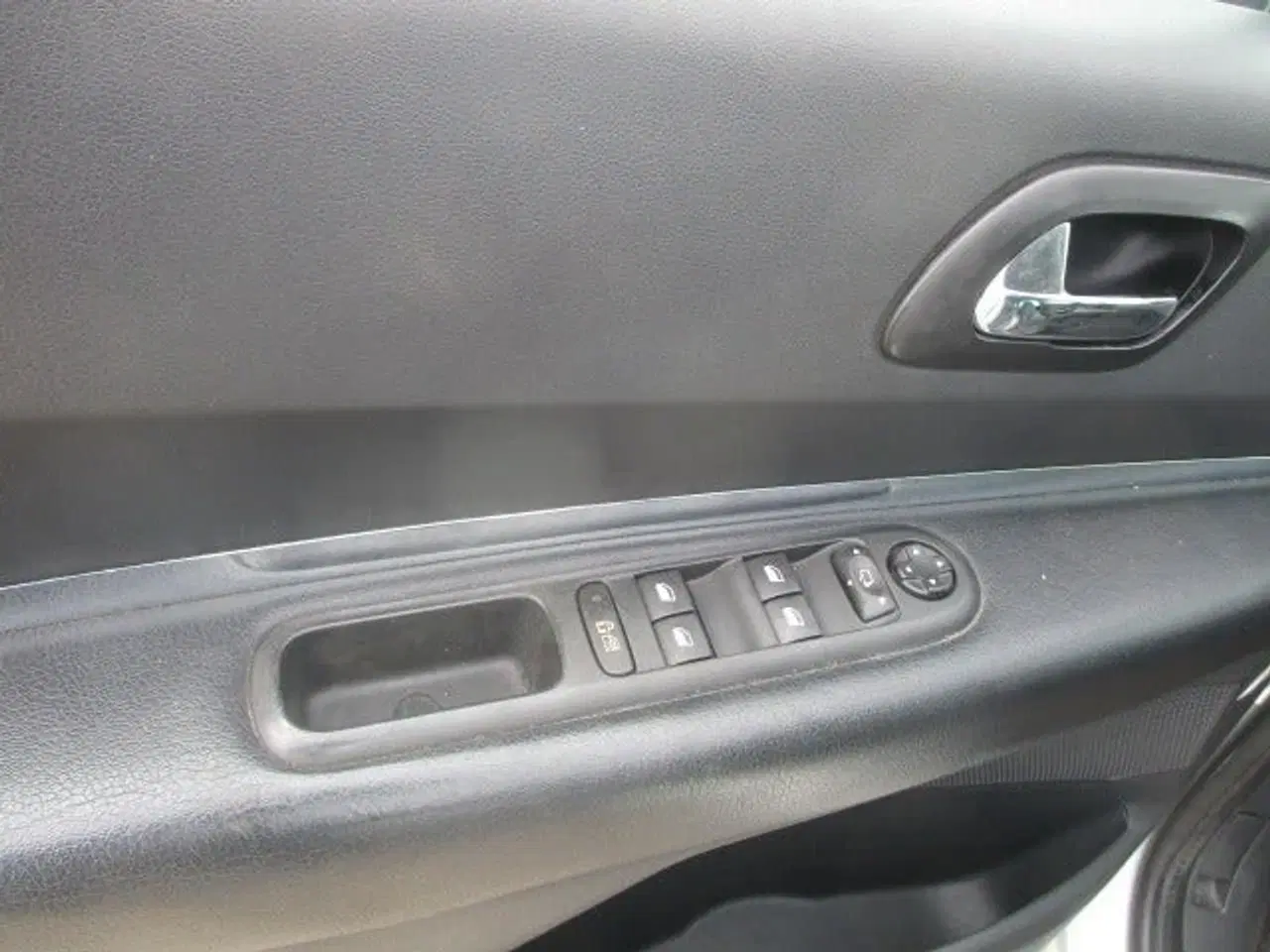 Billede 10 - Peugeot 3008 1,6 HDi 112 Premium+