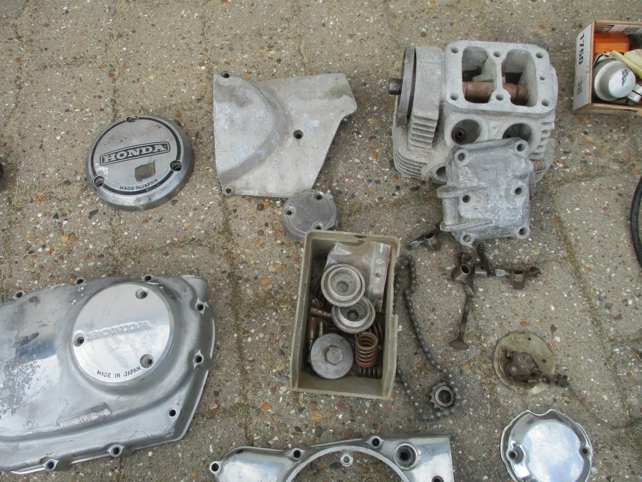 Billede 4 - Honda CB 125 Twin Stel og mange dele