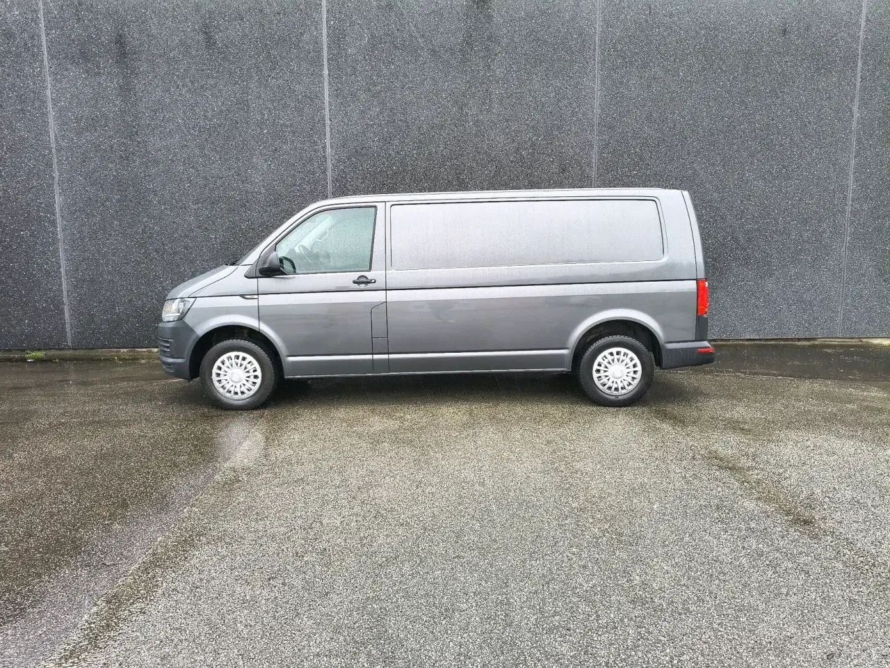 Billede 1 - VW Transporter Lang 2,0 TDI BMT DSG 150HK Van 7g Aut.