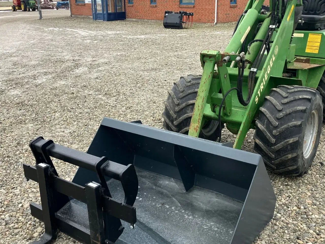 Billede 2 - Striegel 300 Dy/a