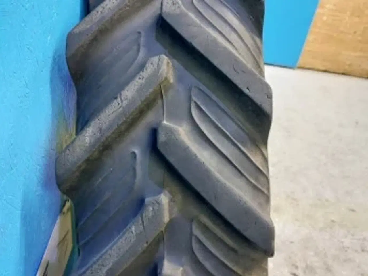 Billede 4 - 28"   12.4-R28