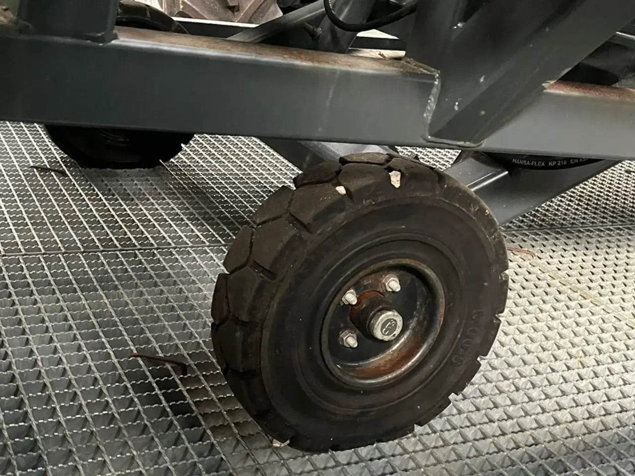 Billede 2 - BEAR 10.0 Læsserampe stærk model til 10.000KG