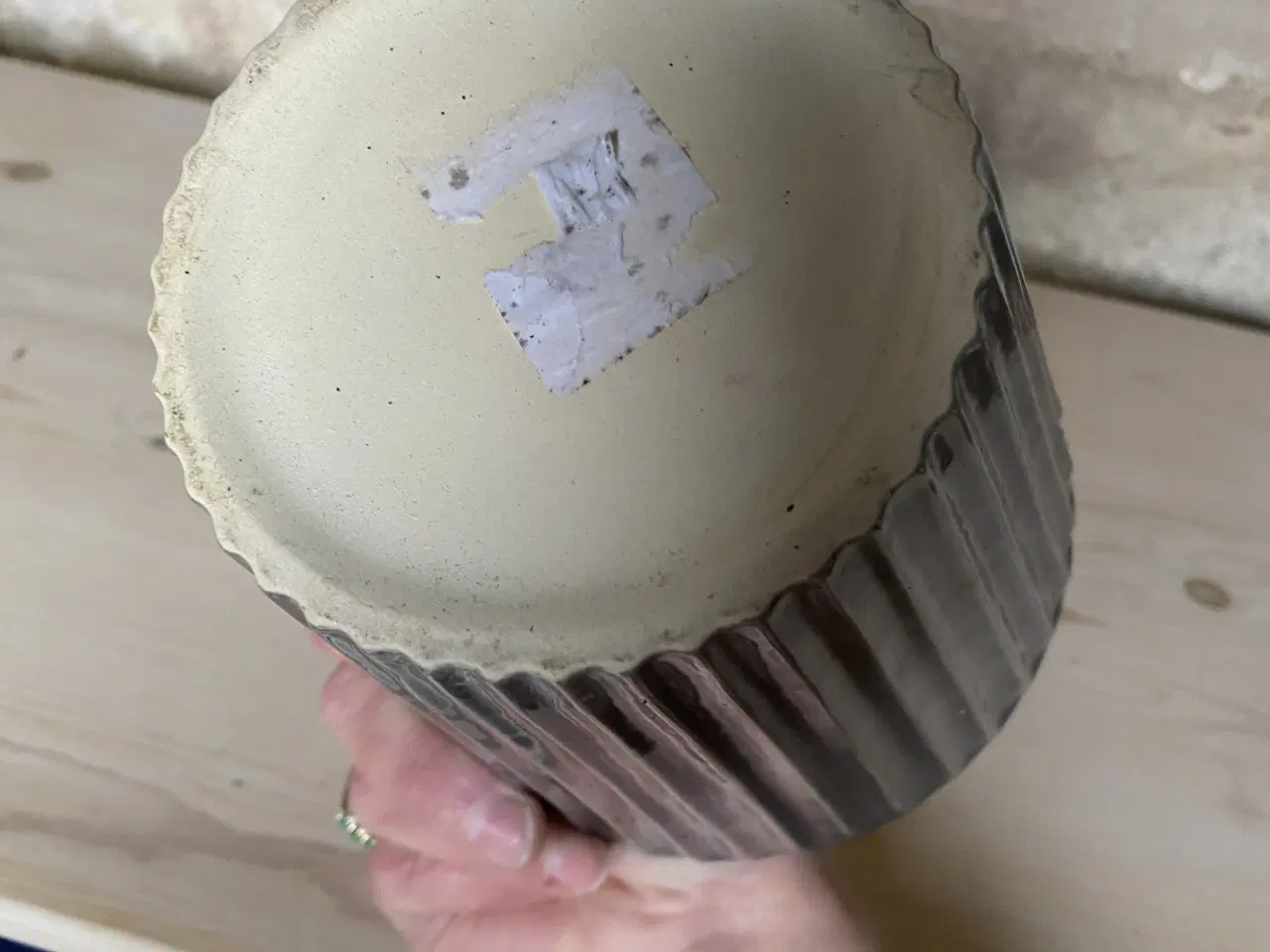 Billede 4 - Urtepotteskjuler 