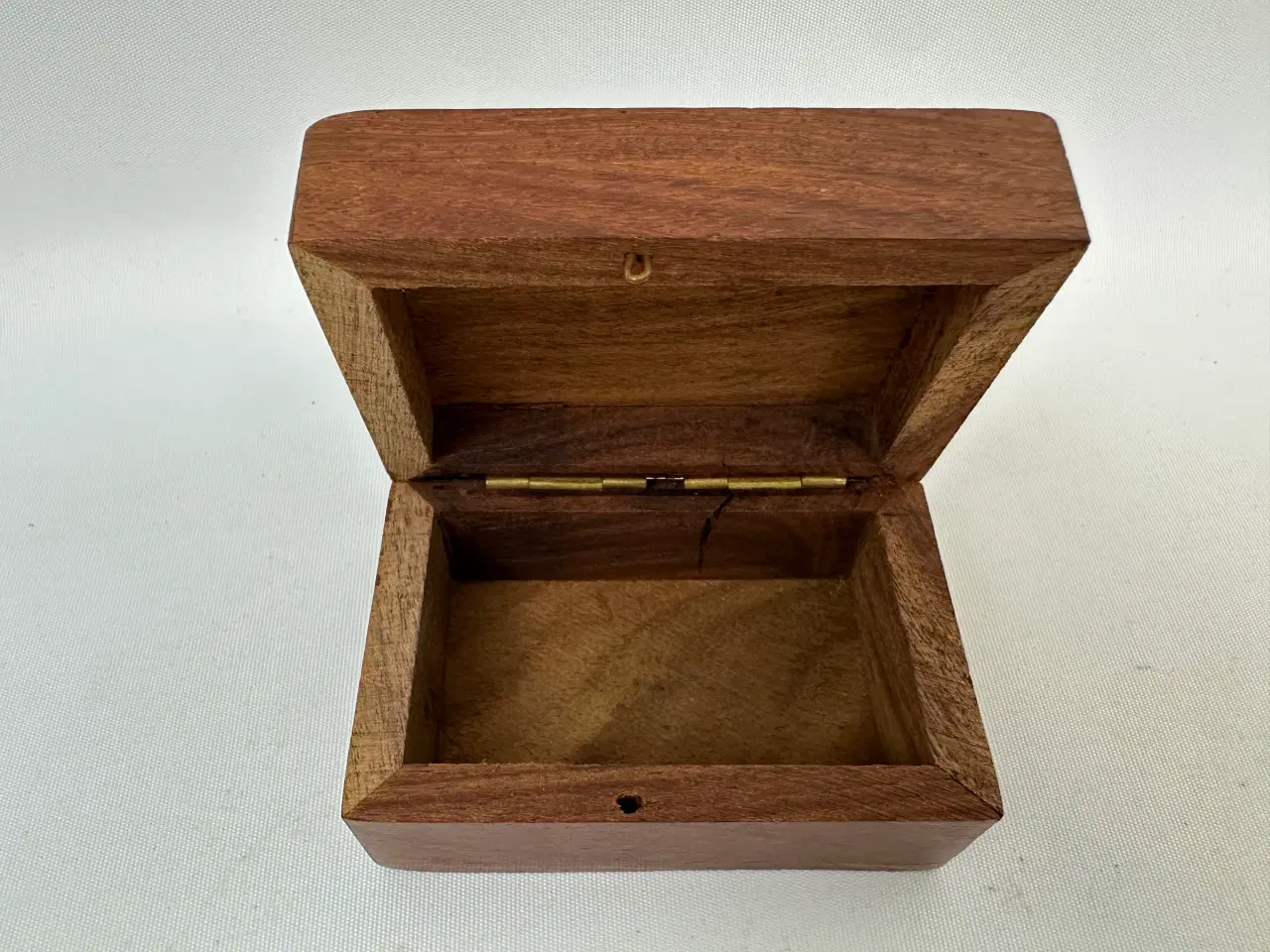 Billede 8 - Retro æske / skrin i træ m. messing 