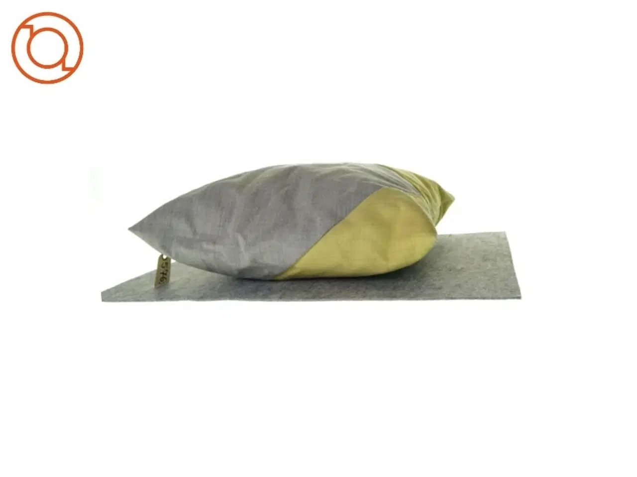 Billede 3 - Pude fra Bent Hansen