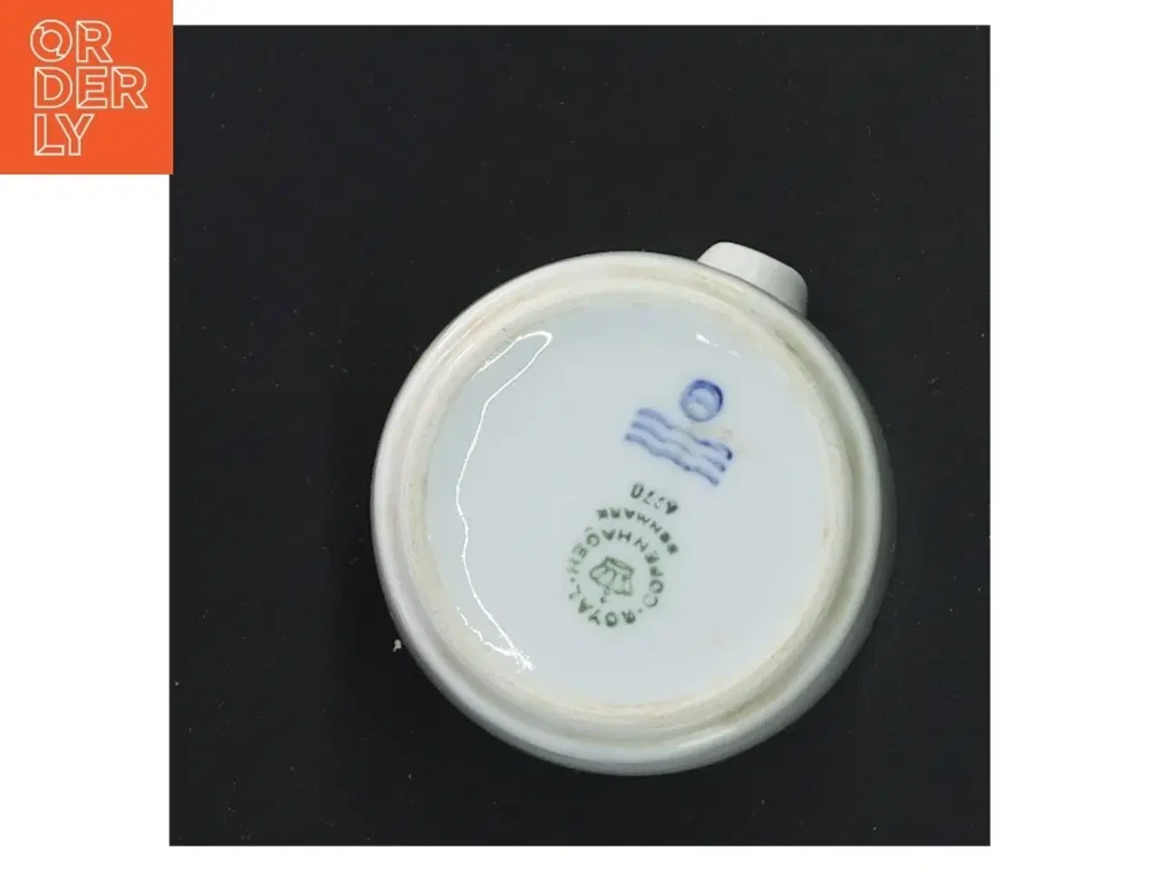 Billede 4 - Hvidpot flødekande fra Royal Copenhagen (str. 6x7 cm)
