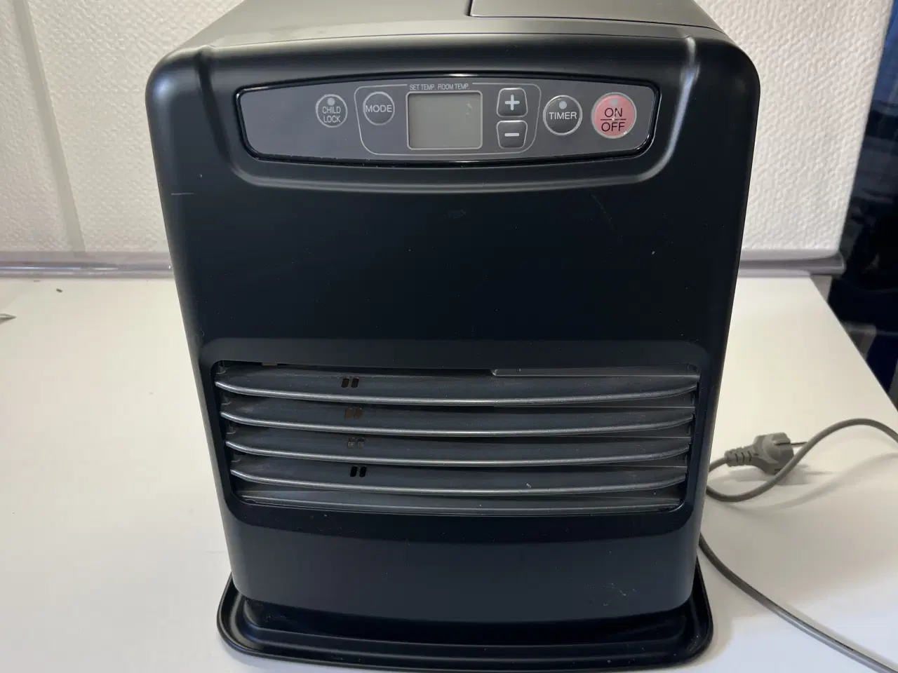 Billede 1 - Petroleumsovn til fortelt.