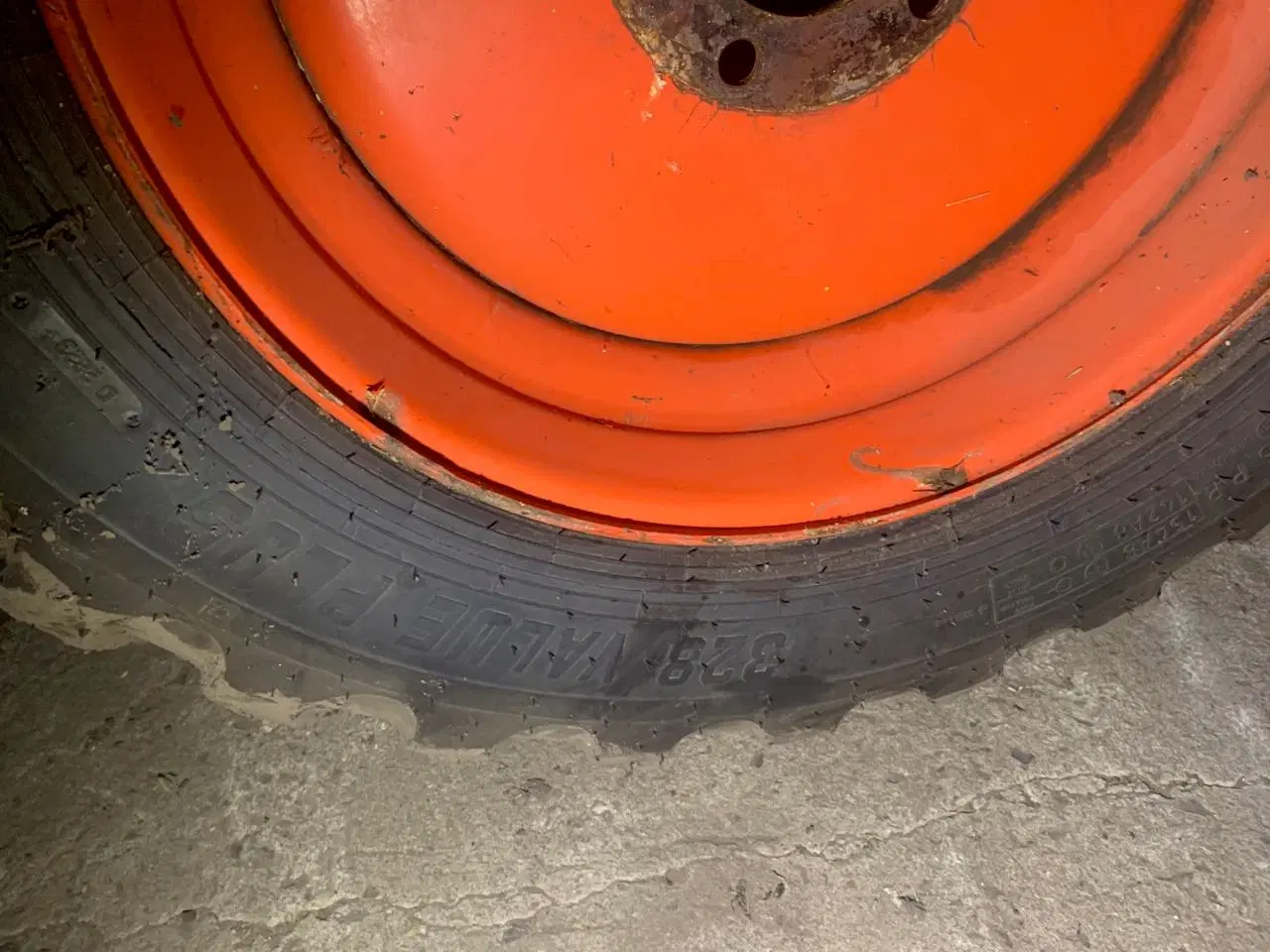 Billede 4 - Dæk 500/45 22.5