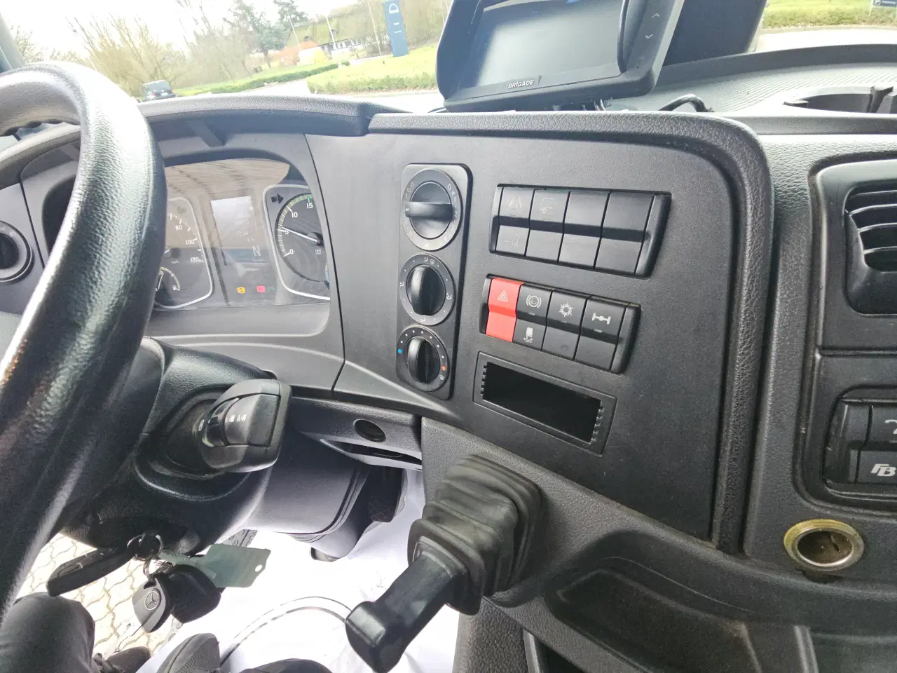 Billede 17 - Mercedes Atego 1224, Hejs