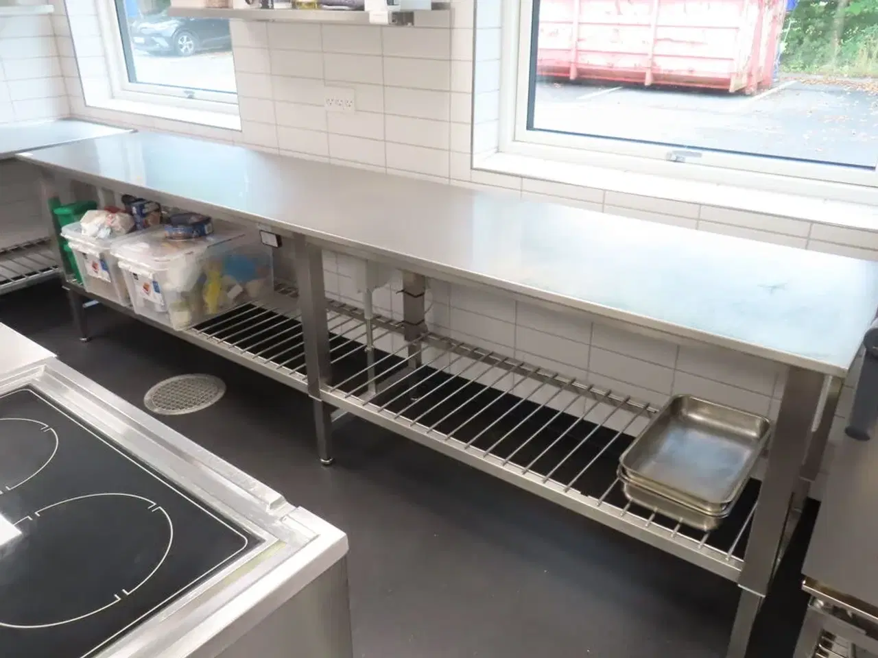 Billede 2 - Arbejdsstation m. hævefunktion PALBO i rustfrit stål (uden indhold)