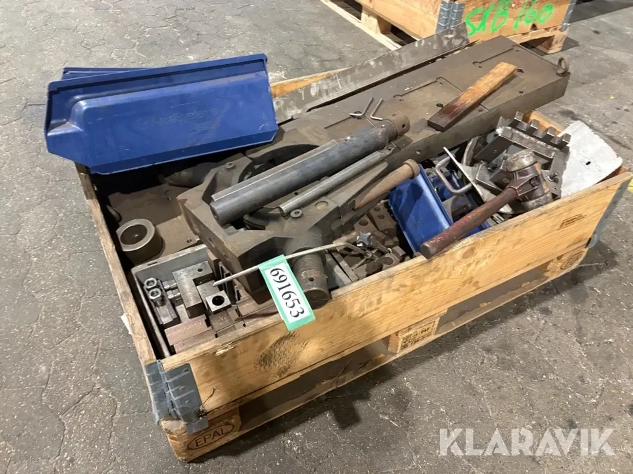 Billede 1 - Diverse drejestål og andet.