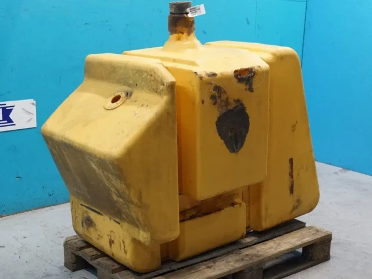 Billede 2 - New Holland TX68 Dieseltank 84037094