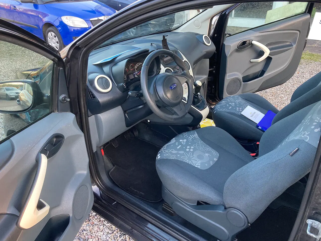 Billede 10 - Ford Ka Nysyn Lav km meget pæn og velholdt